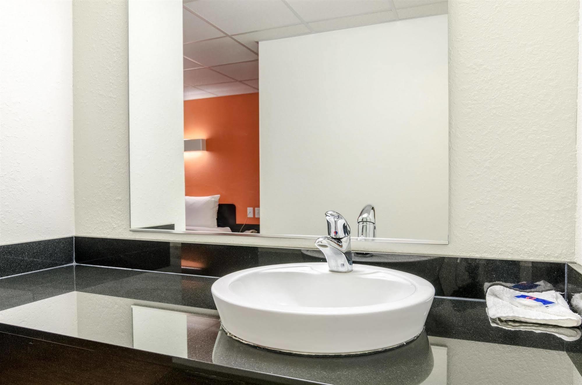 Motel 6-York, Ne Extérieur photo